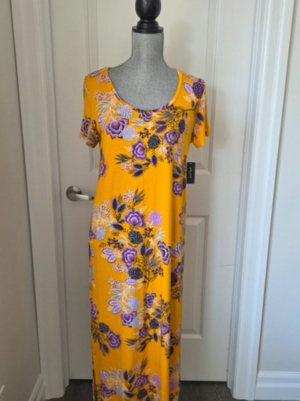 Vibrant yellow and purple stretchy t shirt scoop neck dress NWT Size Med